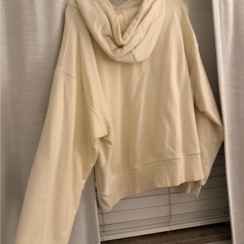 Daily Drills Cream Hoodie with Black Tag - Picture 3 of 4